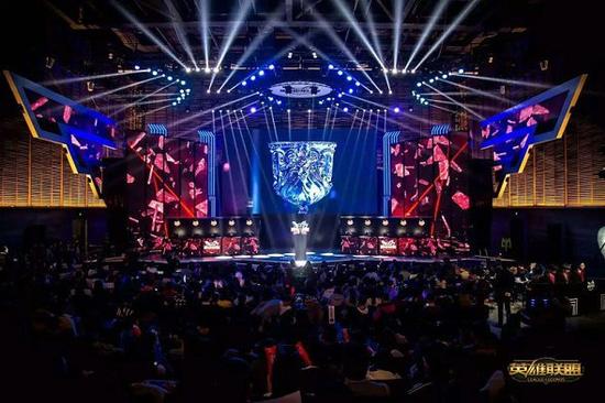 职业生涯初 职业生涯初